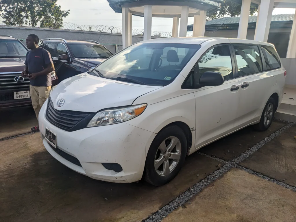 Toyota sienna