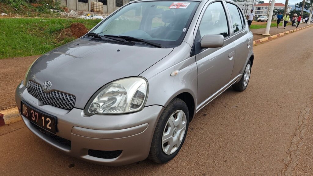 2005 TOYOTA YARIS