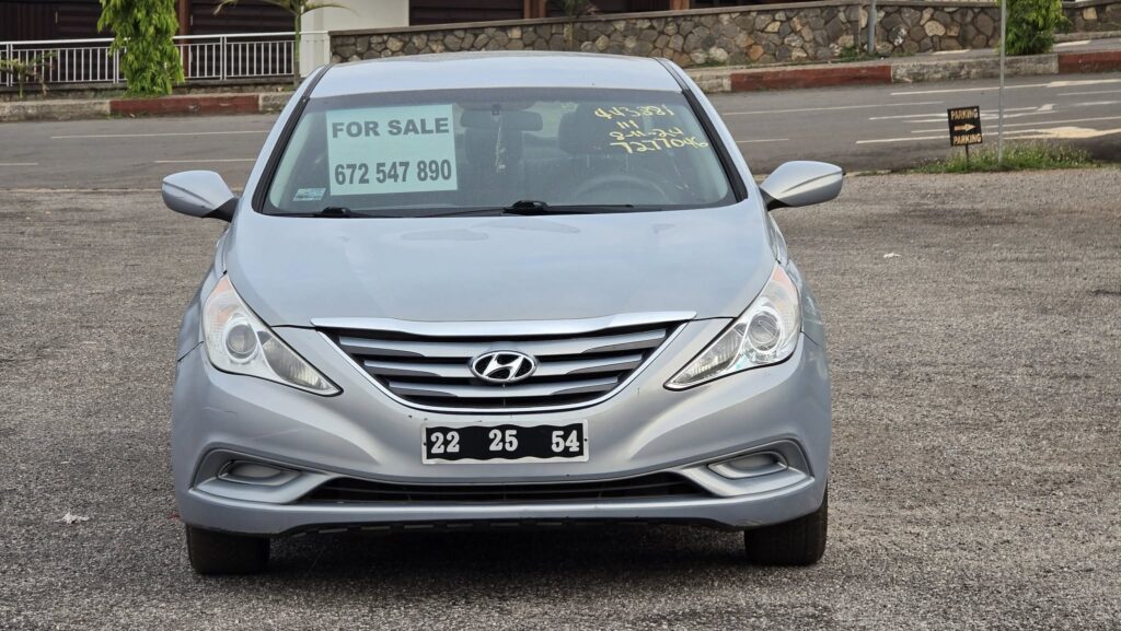HYUNDAI SONATA 2012