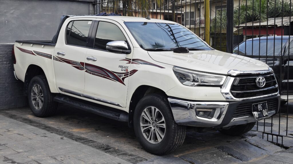 TOYOTA PICKUP